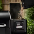 decofire-weber-pellet-z-naturalnego-drewna-jabloni-3401055-3.jpg