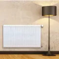 GRZEJNIK PANELOWY ZASILANIE BOCZNE ARANŻACJA.png
