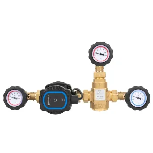  AFRISO BTA 110 AP GRUPA OCHRONY KOTŁA Z POMPĄ AFRISO APH 160 ORAZ ZAWOREM TEMP. 55°C 90 110 20 (przyłącza 3x1" GW) 