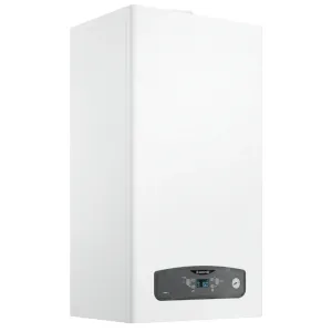 ARISTON CARES S SYSTEM 24 JEDNOFUNKCYJNY KONDENSACYJNY KOCIOŁ GAZOWY 5,5 - 24 KW 3301636